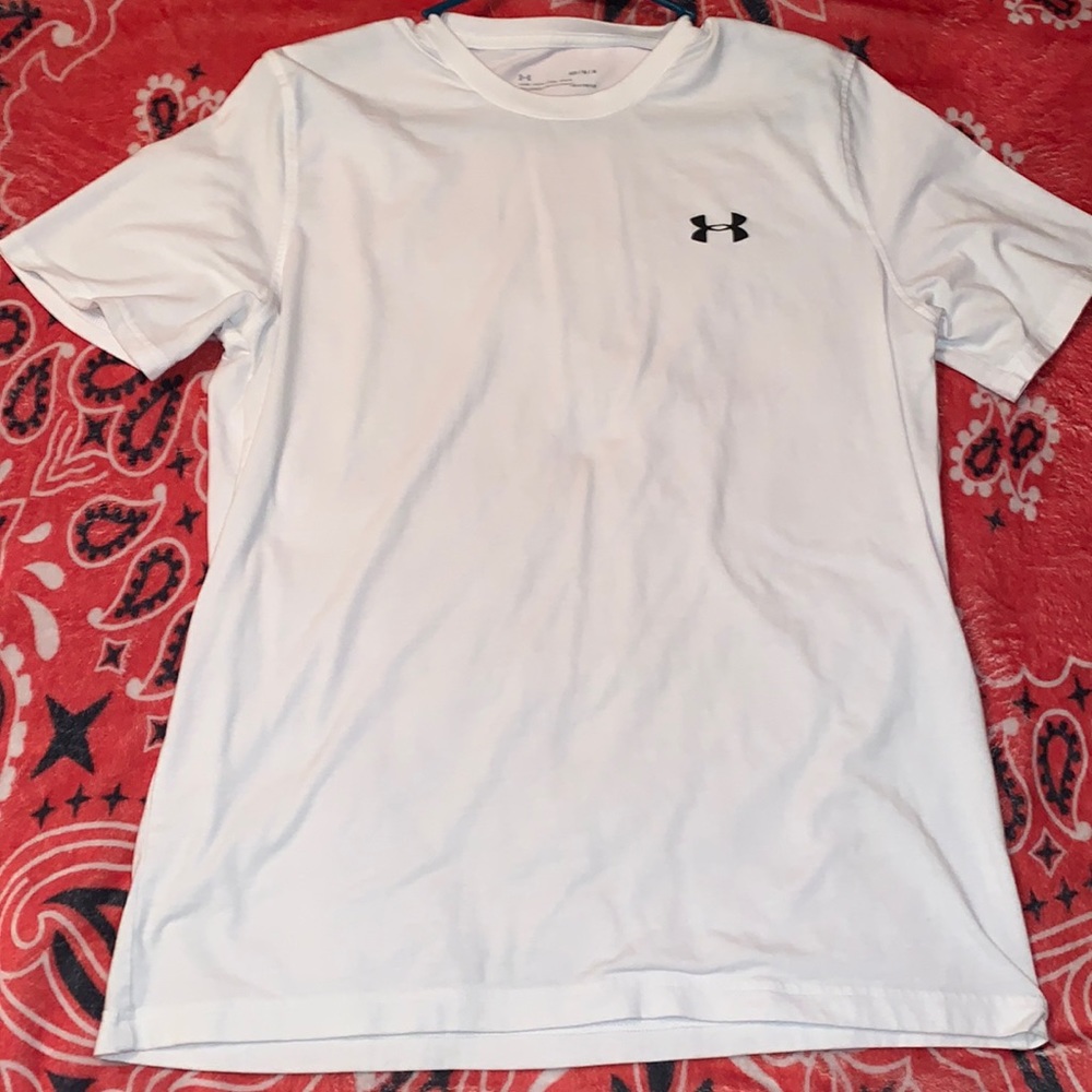 Under armour tee